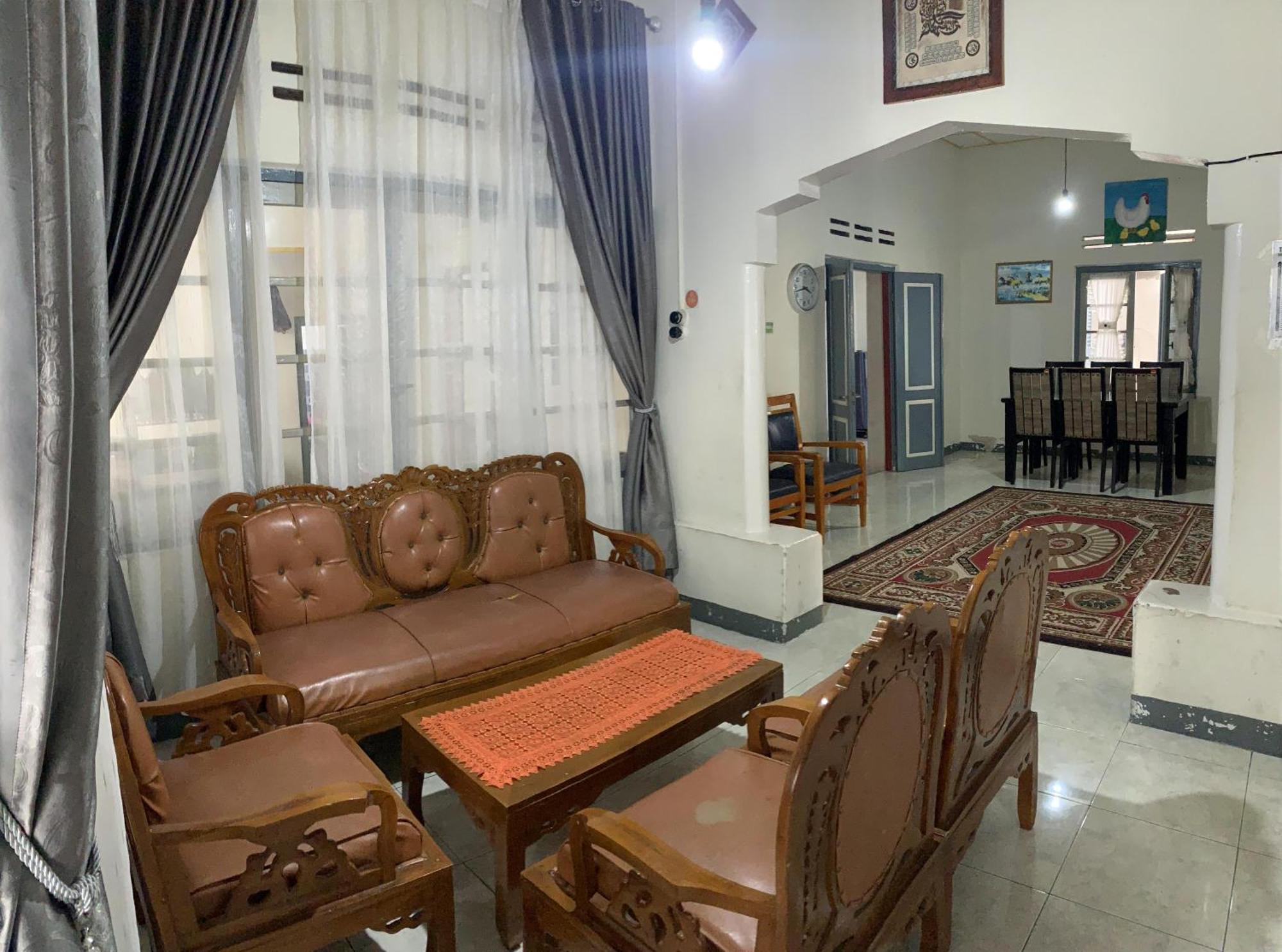 Bukittinggi Homestay エクステリア 写真
